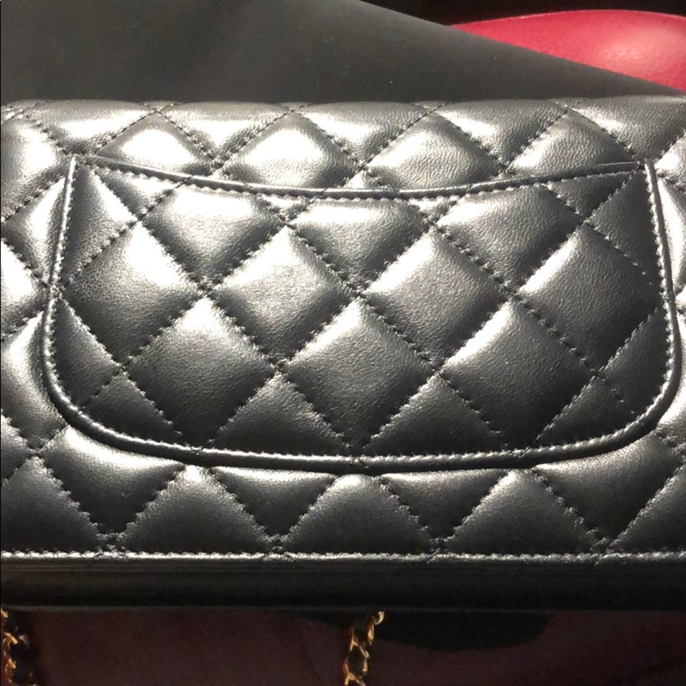 CHANEL WOC - Picture 11 of 16